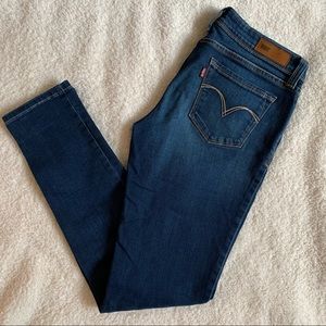 Levi’s Skinny Jeans - EUC - 29